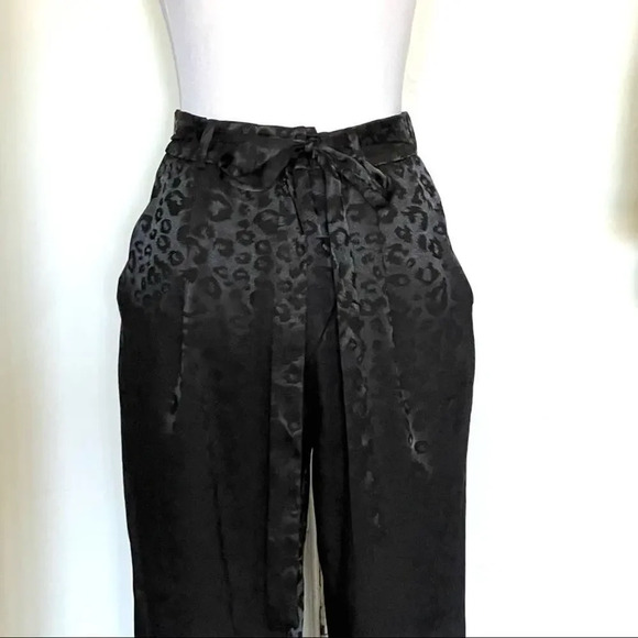 Mi Ami Andey Animal Print Black Silk Joggers STYLE#WS30234 Small - Picture 4 of 16